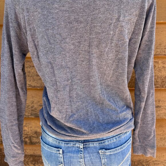 Disney Mickey Mouse Sequin Long Sleeve Gray Top Womens Size S - Picture 9 of 9